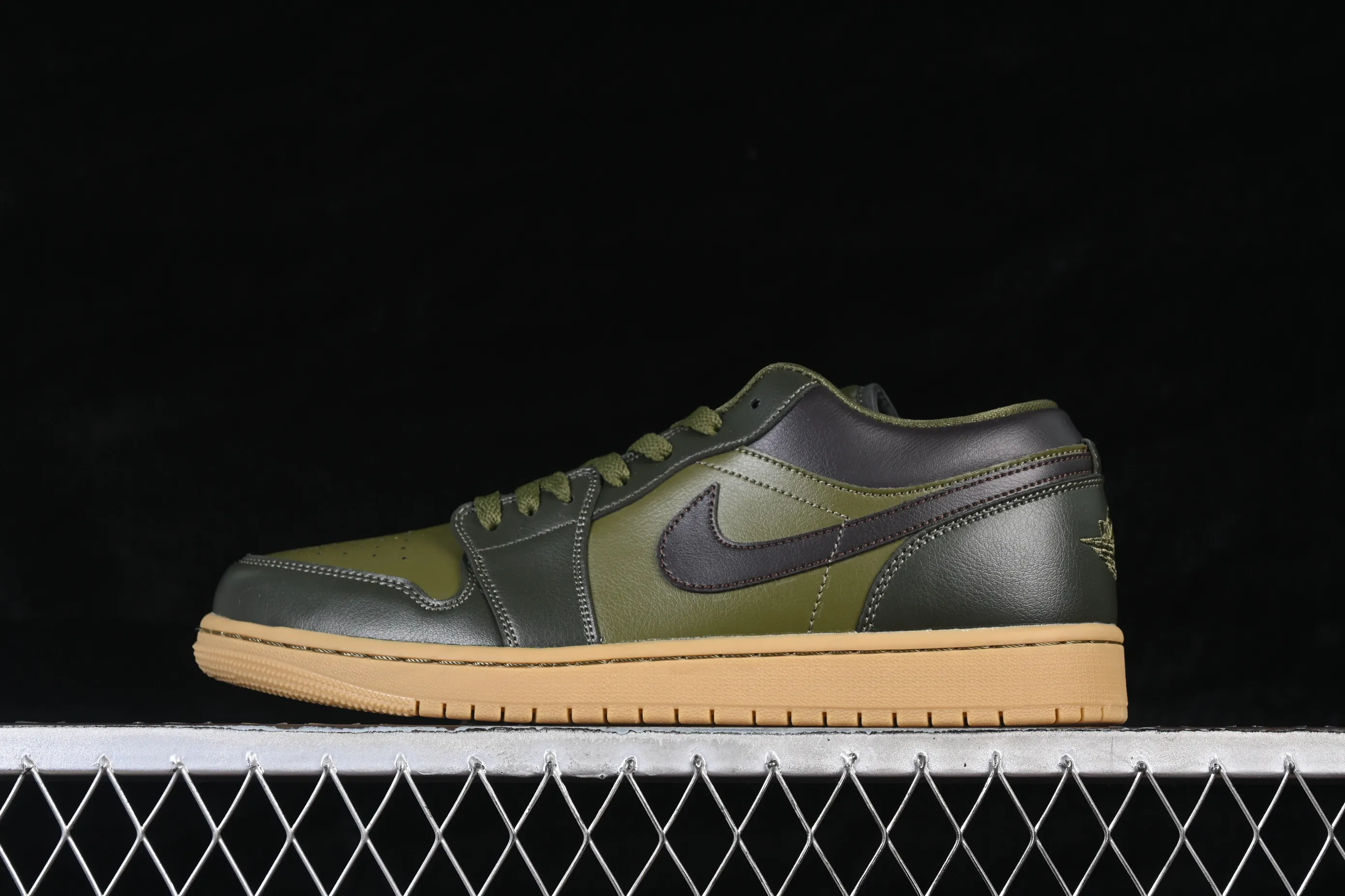All categories Air Jordan Jordan series basketball shoes Air Jordan 1 Low Air Jordan 1 Low AJ1 Joe 1 seaweed green low-top cultural casual sneakers IR0840-325